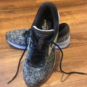 Almost New Brooks Launch 5 Running Shoe